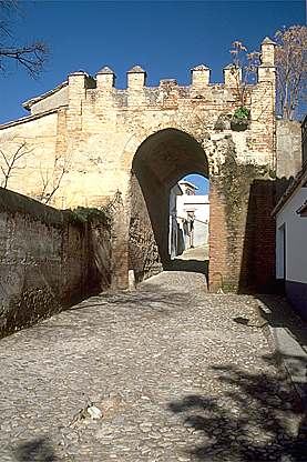 puerta de fajalauza