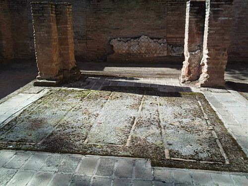 Detalle de la Rauda (cementerio) de la Alhambra