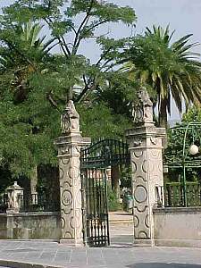 Jardines del Saln y Bomba