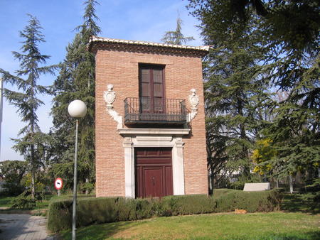 &copy;Ayto.Granada: Facultad de Arquitectos T�cnicos