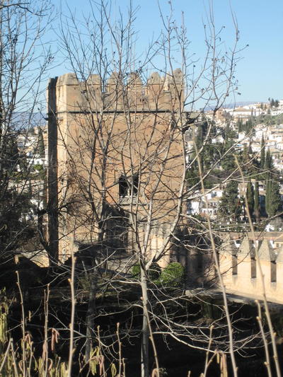 &copy;Ayto.Granada: Torre de los Picos