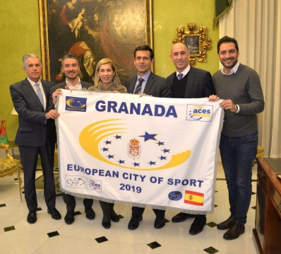 ©Ayto.Granada: Granada albergar la Final de la Copa de la Reina de Ftbol con la presencia en Los Crmenes de Doa Letizia
