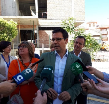 ©Ayto.Granada: El Ayuntamiento considera prioritario la puesta en funcionamiento del nuevo Centro de Salud de Bola de Oro