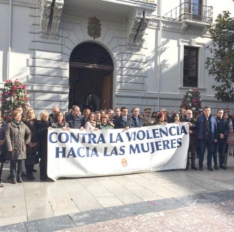 ©Ayto.Granada: El Ayuntamiento expresa su repulsa ante el asesinato machista de una mujer en Guadix