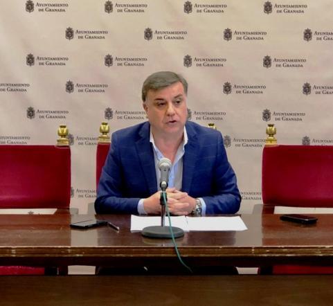 ©Ayto.Granada: El Ayuntamiento impulsar una batera de medidas para agilizar los trmites administrativos y mejorar la interaccin con los ciudadanos