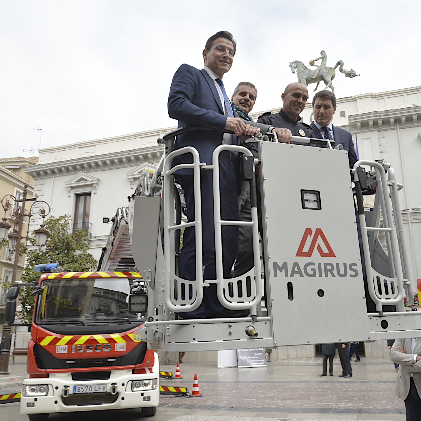 ©Ayto.Granada: GRANADA ESTRENA DOS VEHCULOS DE BOMBEROS PARA LA MEJORA DE LA ACCESIBILIDAD DEL SERVICIO DE EXTINCIN DE INCENDIOS