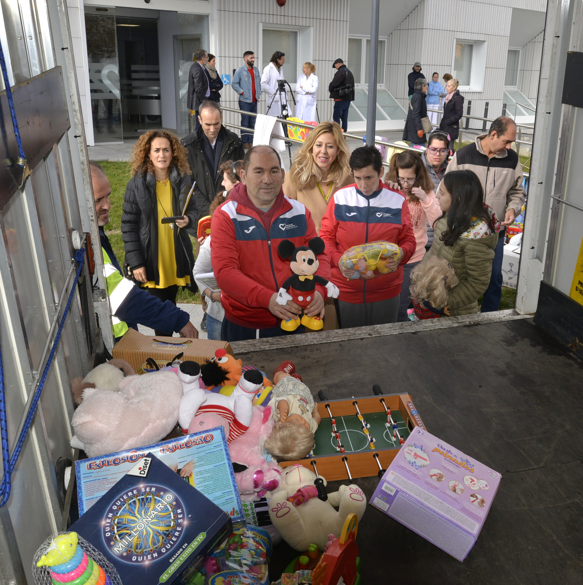 ©Ayto.Granada: El Ayuntamiento de Granada promueve, un año más, la recogida solidaria de juguetes coincidiendo con la Navidad ©Ayto.Granada: El Ayuntamiento de Granada promueve, un año más, la recogida solidaria de juguetes coincidiendo con la Navidad