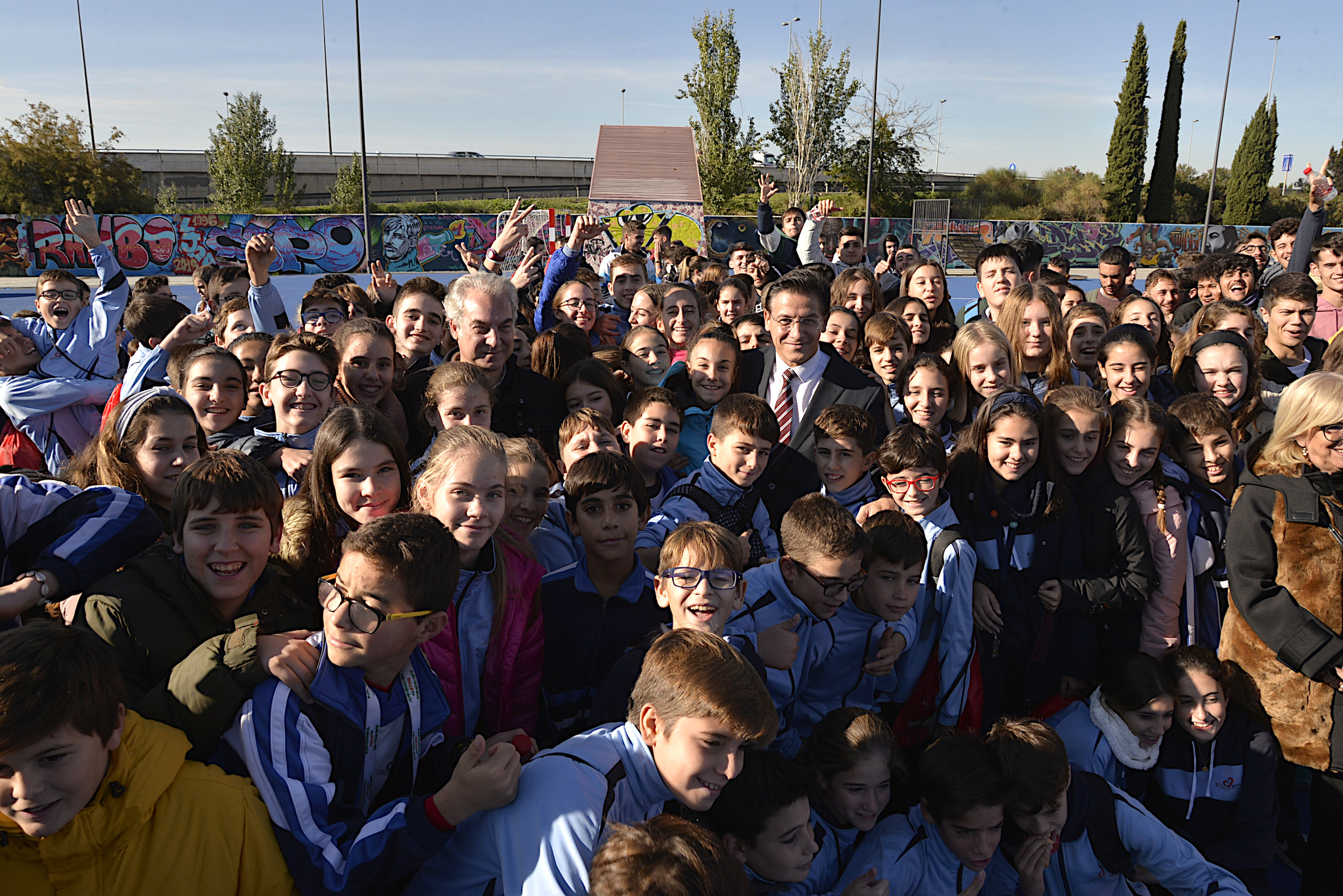 ©Ayto.Granada: Granada consigue su reto para alcanzar la luna en el Da contra la obesidad infantil