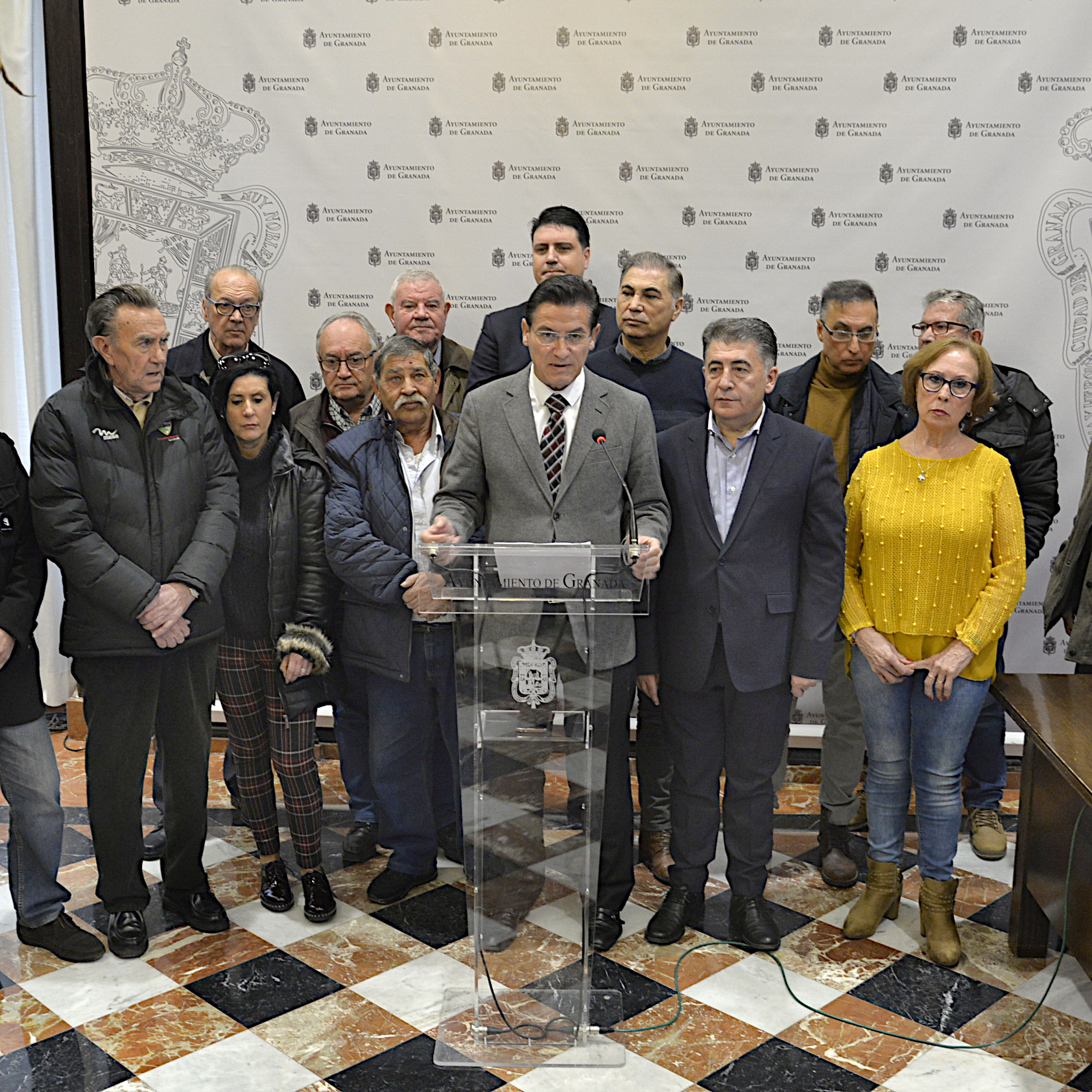 ©Ayto.Granada: El alcalde solicitar una reunin con Endesa 