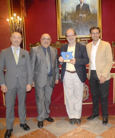 ©Ayto.Granada: El director de la OCG recibe el premio Alla Italianit 2017