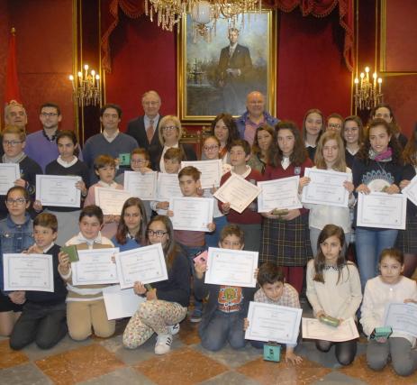 El Ayuntamiento de Granada acoge una exposicin sobre el agua de los escolares de los centros educativos de Granada 