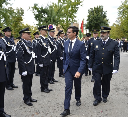 ©Ayto.Granada: El alcalde anuncia nuevas plazas de Polica Local para 2019