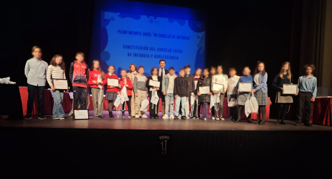 ©Ayto.Granada: Pleno infancia 2025 ©Ayto.Granada: Pleno infancia 2025