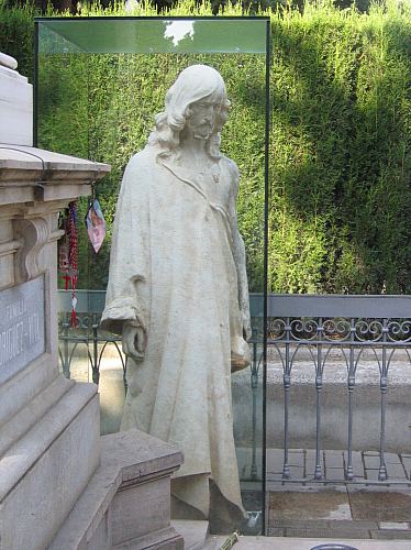 &copy;ayto.granada: cementerio.