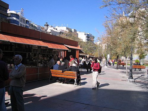 Ayto.Granada: Feria del libro antíguo y de ocasión