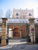 Entrada desde Avda.Cervantes