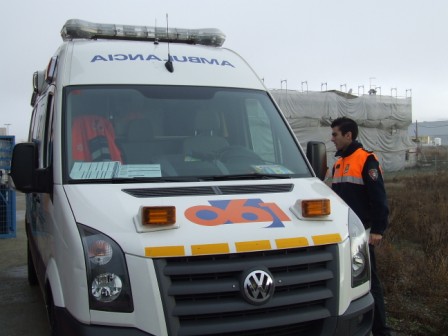 Visita al 061 y a la AVPC La Zubia