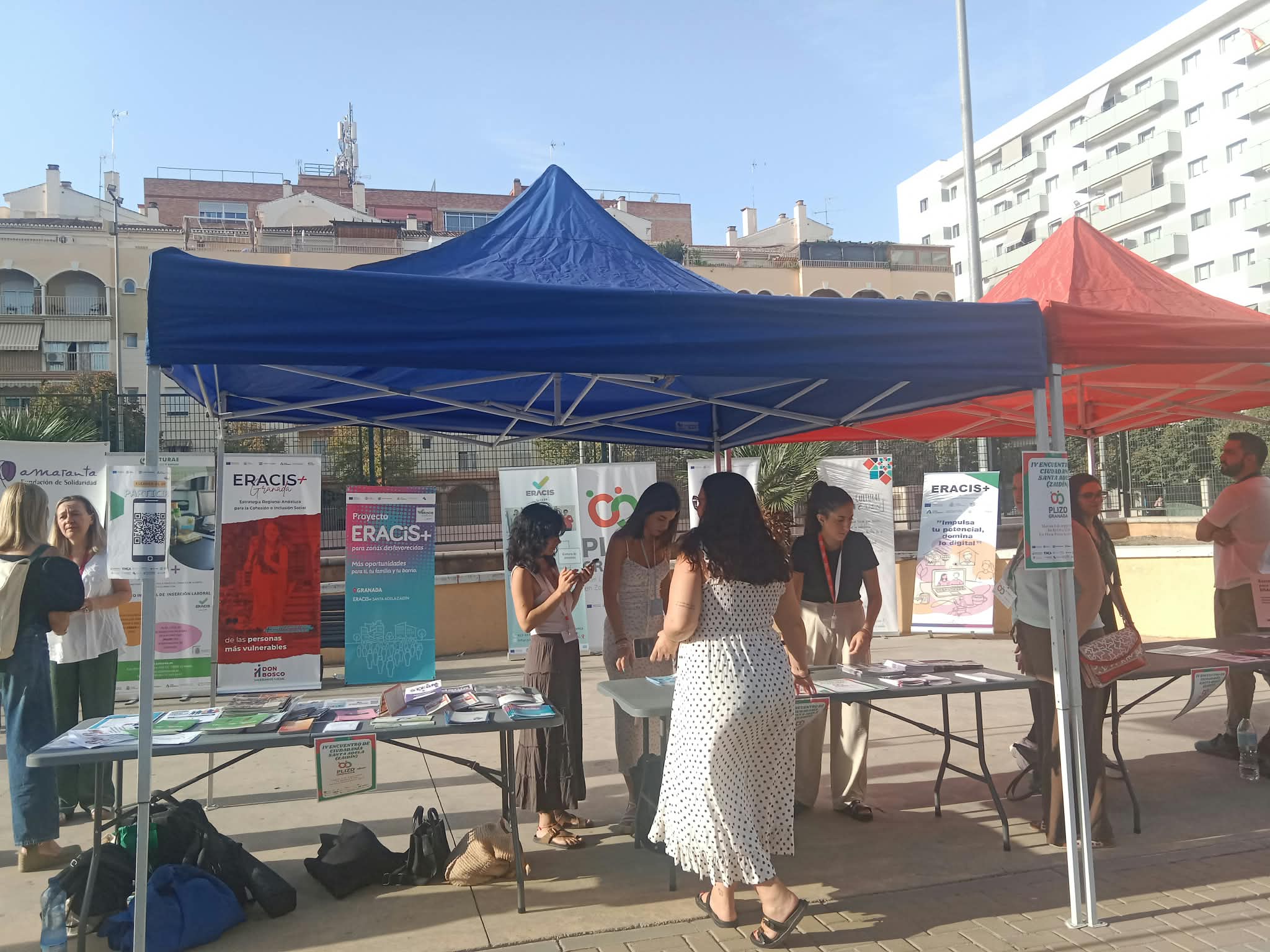 &copy;Ayto.Granada: Noticia Plizd noticia N�1 mes de septiembre