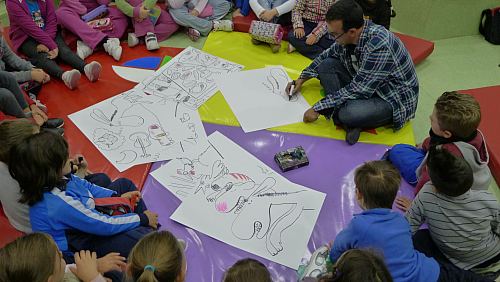 Taller infantil de ilustraci�n y exposici�n dibujos realizados por los escolares