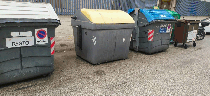 CALLE TRUCHA, frente C/Dorada