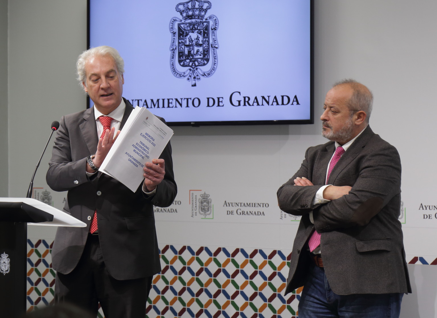 &copy;Ayto.Granada: EL TRIBUNAL ECON�MICO Y ADMINISTRATIVO MUNICIPAL RECIBE UN 30 POR CIENTO M�S DE RECLAMACIONES CIUDADANAS EN 2022, DE LAS QUE YA HA RESUELTO EL  77 POR CIENTO     
