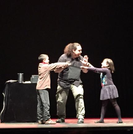 ©Ayto.Granada: EL FESTIVAL DE MAGIA 'HOCUS POCUS' CONSECHA UN GRAN ÉXITO EN SU APUESTA POR ABRIR SU PROGRAMACIÓN A LOS BARRIOS ©Ayto.Granada: EL FESTIVAL DE MAGIA 'HOCUS POCUS' CONSECHA UN GRAN ÉXITO EN SU APUESTA POR ABRIR SU PROGRAMACIÓN A LOS BARRIOS