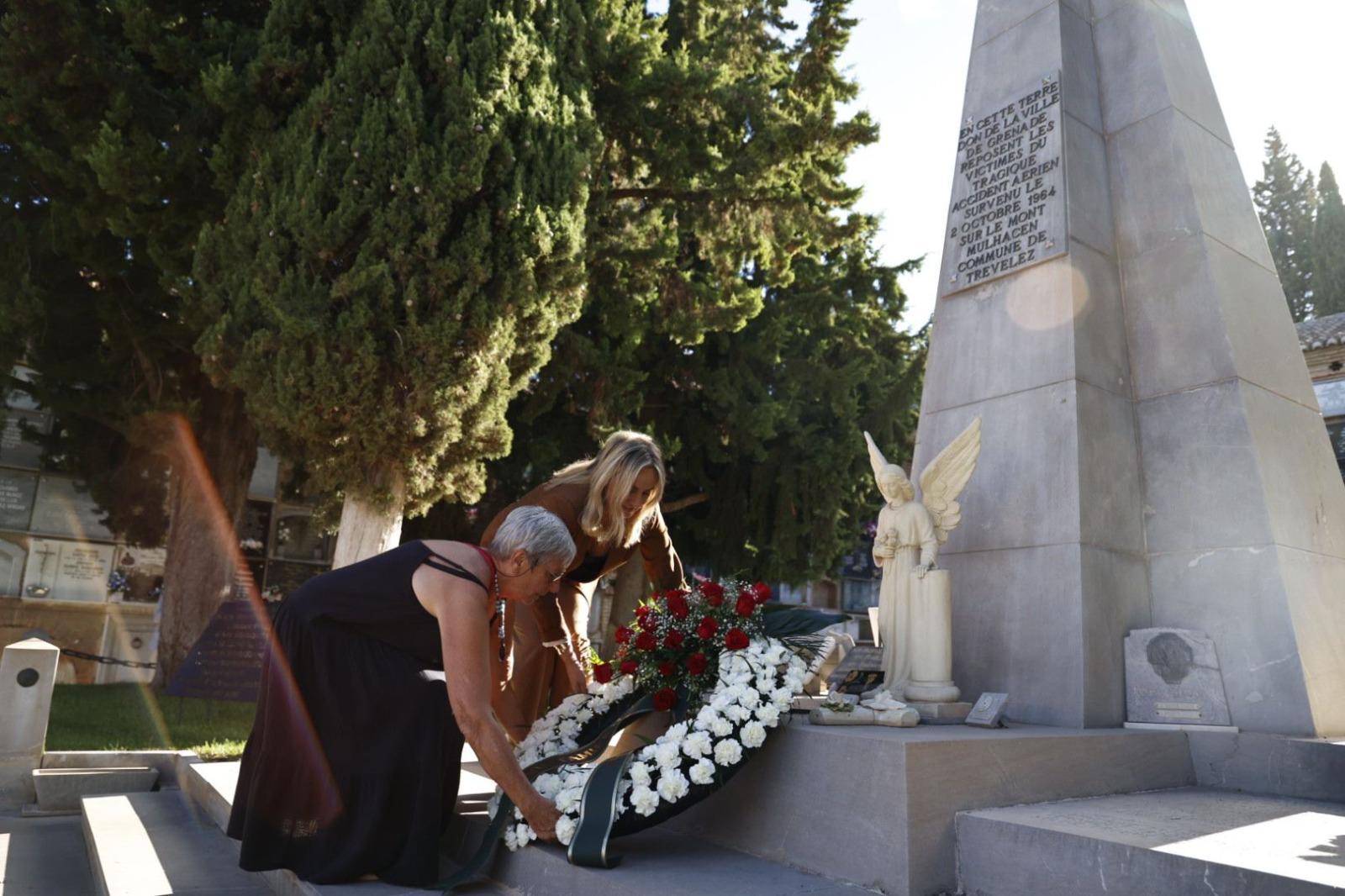 &copy;Ayto.Granada: El Ayuntamiento homenajea a las v�ctimas del avi�n franc�s que se estrell� en Sierra Nevada hace 60 a�os