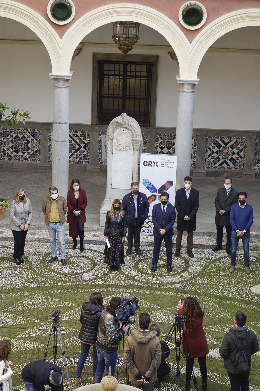 ©Ayto.Granada: EL AYUNTAMIENTO PRESENTA EL NUEVO REGLAMENTO DE GOBIERNO ABIERTO DE LA CIUDAD DE GRANADA, FRUTO DEL CONSENSO DE TODOS LOS GRUPOS POLTICOS