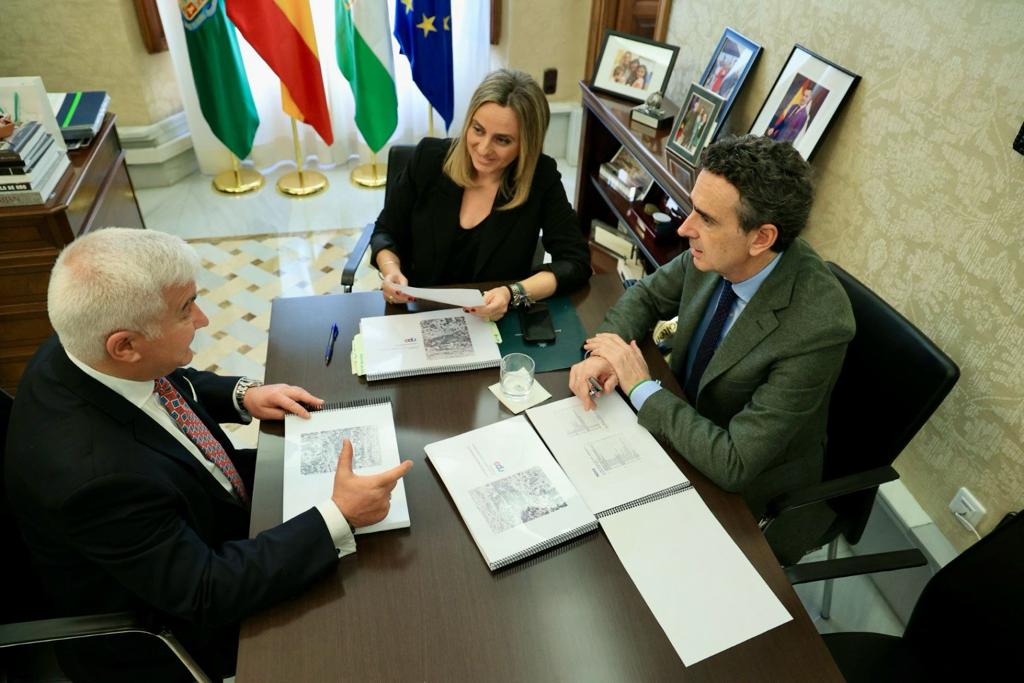 &copy;Ayto.Granada: EL AYUNTAMIENTO INICIA EL PROCESO DE SELECCI�N DEL EQUIPO T�CNICO QUE CONFORMAR� LA OFICINA DE REDACC�N DEL NUEVO PLAN GENERAL DE ORDENACI�N MUNICIPAL PARA LA CIUDAD DE GRANADA