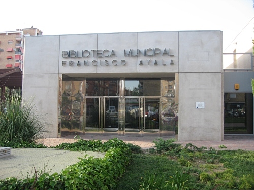 &copy;Ayto.Granada: Granada abre cuatro de sus siete bibliotecas municipales el 22 de junio 
