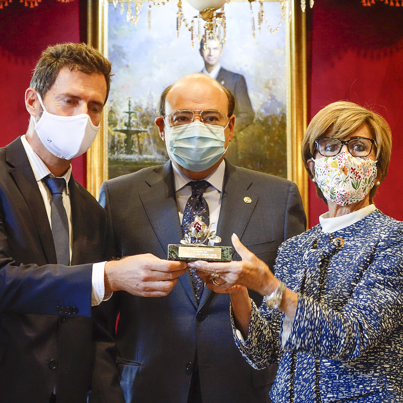 ©Ayto.Granada: El Ayuntamiento homenajea a Luis Portero en el XX aniversario de su asesinato