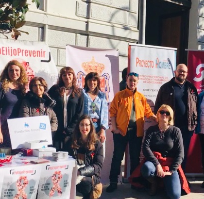 ©Ayto.Granada: El Ayuntamiento pone en marcha una campaña informativa de prevención del Sida entre los adolescentes ©Ayto.Granada: El Ayuntamiento pone en marcha una campaña informativa de prevención del Sida entre los adolescentes