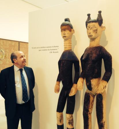 &copy;Ayto.Granada: EL ARTISTA JUAN MANUEL BRAZAM CEDE SU COLECCI�N DE ARTE ANTIGUO A GRANADA 