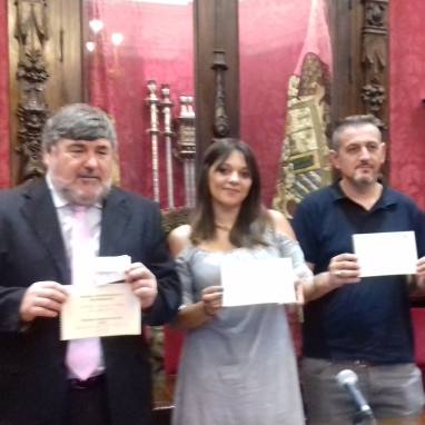 &copy;Ayto.Granada: Los taxis incorporan tax�metros parlantes para informar de sus tarifas a ciegos y personas con discapacidad visual