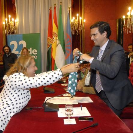&copy;Ayto.Granada: EL AYUNTAMIENTO DE GRANADA ACOGE POR PRIMERA VEZ LA LECTURA DEL MANIFIESTO CONMEMORATIVO DEL D�A ANDALUZ DEL PUEBLO GITANO