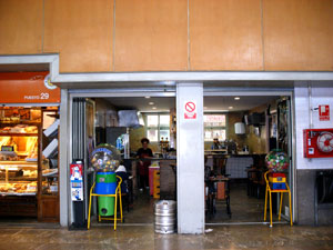 2. Mercado de San Agust�n: J�se Carlos Rodr�guez L�pez Cafeteria San Agust�n