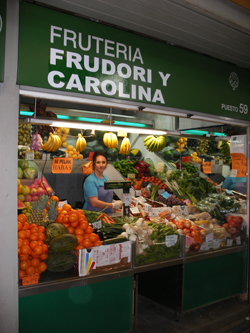 2. Mercado de San Agust�n: Adoraci�n Vargas Raya